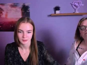 lana_shine_ webcam model stream image