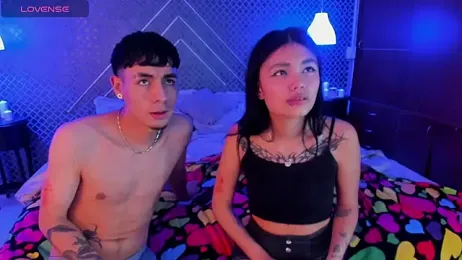 Sir_and_doll webcam model stream image