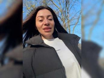 LunaDesire webcam model stream image