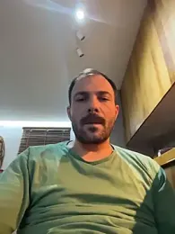 Adventurehotman webcam model stream image