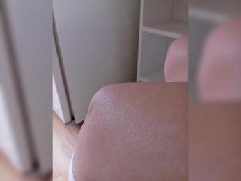 DevitivostayLisa webcam model stream image