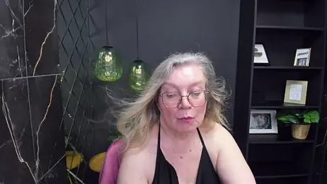 NataliMellow webcam model stream image