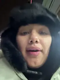 Abrildqquino webcam model stream image