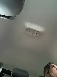 lariic webcam model stream image