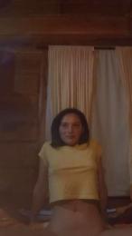 EvitaGu webcam model stream image