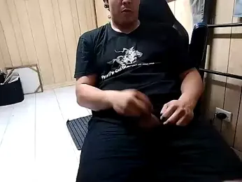 RobbyThrobb webcam model stream image