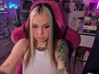 ChloeKohaku webcam model stream image