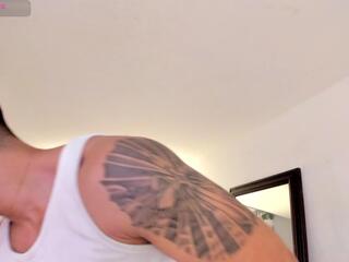 Bastiian T webcam model stream image