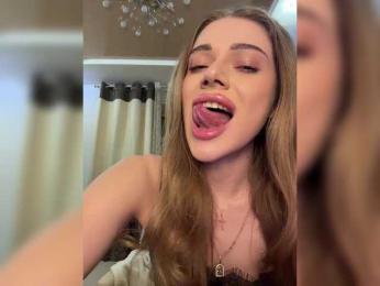 KATIOIIIA webcam bongacams model stream image