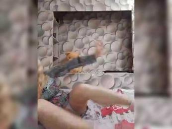 LizSage webcam model stream image