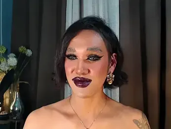 AleinaCroft webcam model stream image