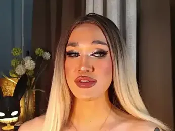 AleinaCroft webcam model stream image