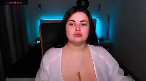 Emily_Mo webcam model stream image