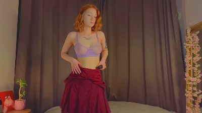 HildCornett webcam model stream image