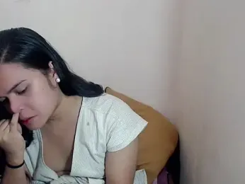 stripyapril webcam model stream image