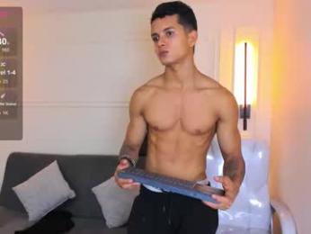 paradise_boy_s webcam model stream image