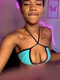 Cammgirlmii webcam model stream image