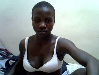 Prettiegal webcam model stream image