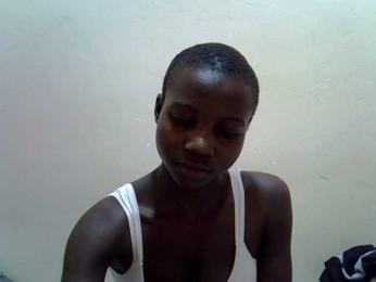 Prettiegal webcam model stream image