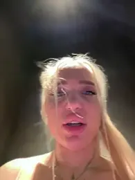 pinkstar_ webcam model stream image