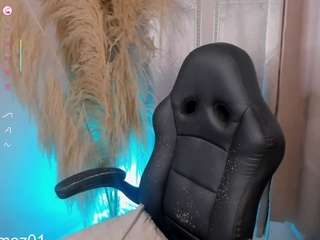 laraagomezz webcam model stream image