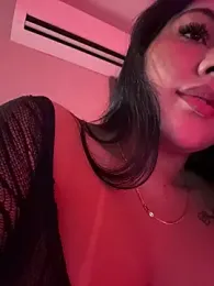 adrianalobo webcam model stream image