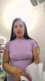 Estefanii_R webcam model stream image