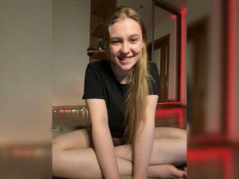 jucieLussie webcam model stream image