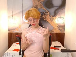 Tiim Crown webcam model stream image