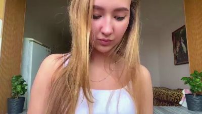 ReginaBerri webcam model stream image