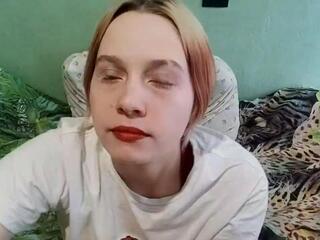 Olivia Henagan webcam model stream image