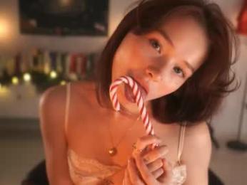 anntics_ webcam model stream image