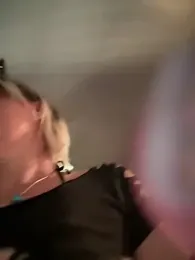 SummerBlueMoon webcam model stream image