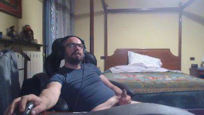 miktrent1 webcam model stream image