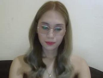 chelly4u69 webcam model stream image