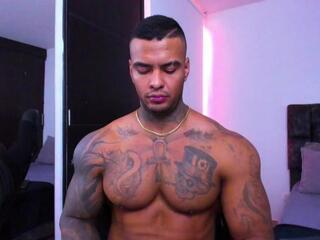 Darius Ions webcam model stream image