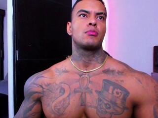 Darius Ions webcam model stream image