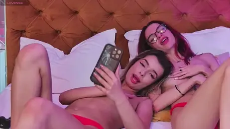 CassieFox_ webcam model stream image