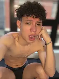 yoursexyjose webcam stripchat model stream image