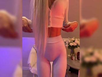 to_contemplate webcam bongacams model stream image