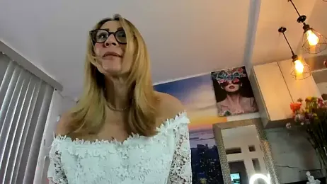 ashleymilf_1 webcam model stream image