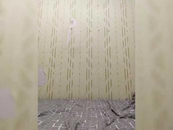 TessBertie webcam model stream image