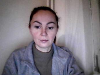 TessBertie webcam model stream image