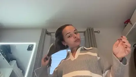 KayleeBella webcam model stream image