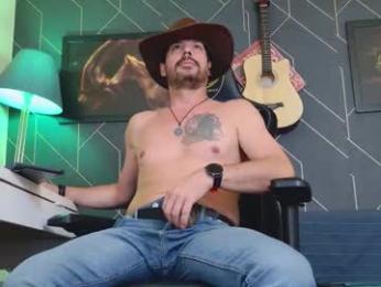 aaronbomer webcam model stream image