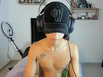 Alejo_Desire webcam model stream image