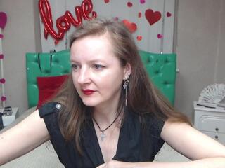 Megan Pirs webcam model stream image