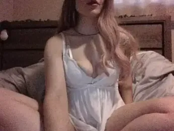 thepeachiestprincesss webcam model stream image