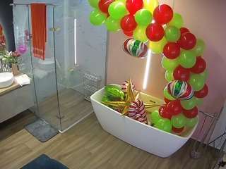 voyeurcam-casa-salsa-bathroom-2 webcam model stream image