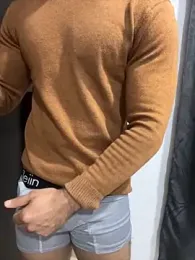 LianScott_ webcam model stream image